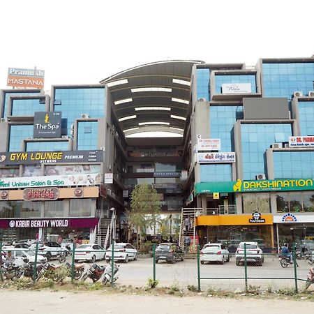 Hotel Pr Villa Gandhinagar Exterior foto